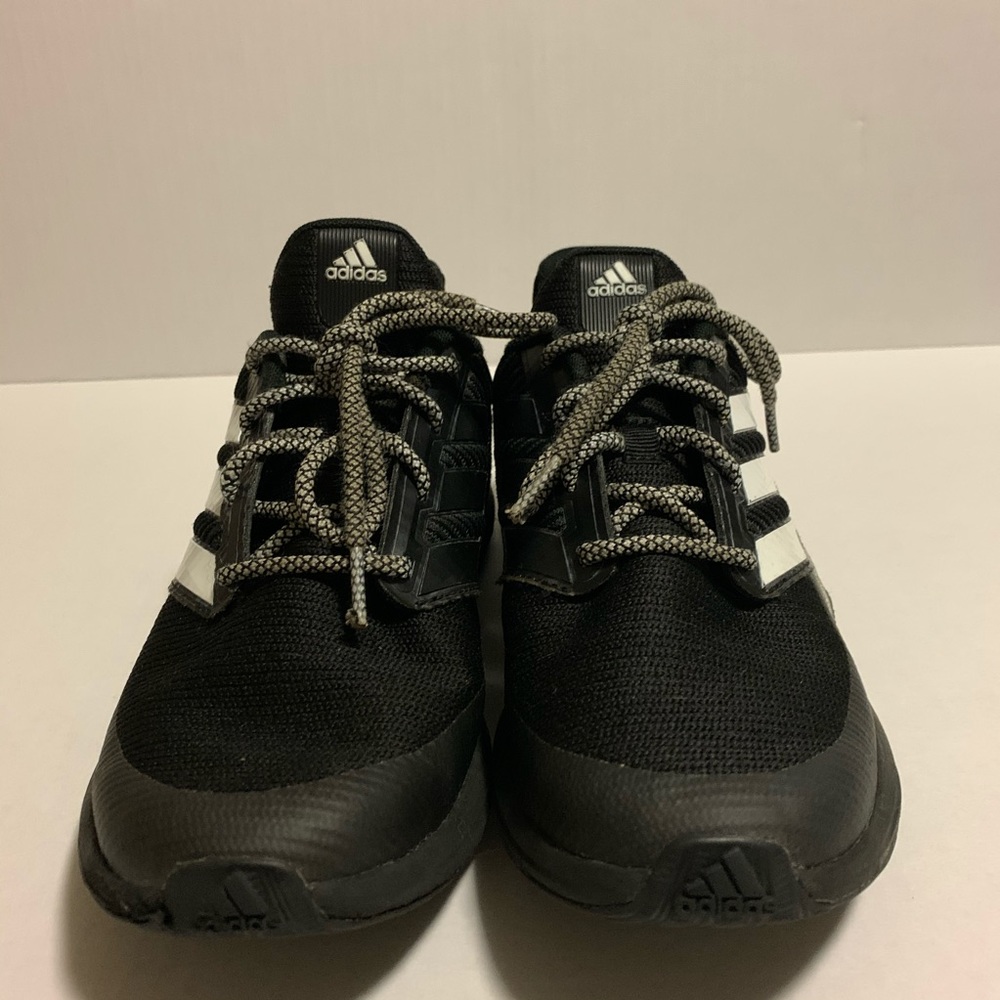 Boy adidas shoes size 5 1/2